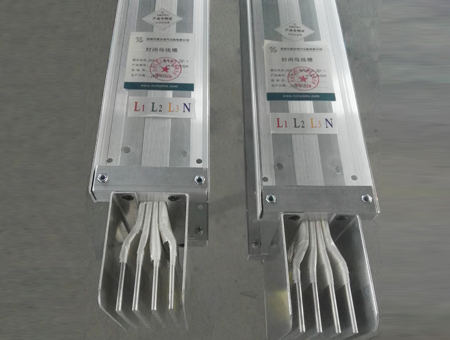 淺談封閉叼嘿在线观看的電力使用情況