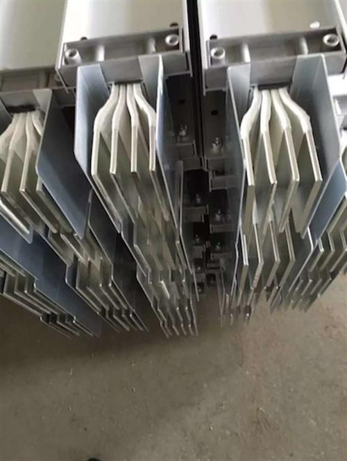 封閉型叼嘿在线观看提高載流量減輕電動力